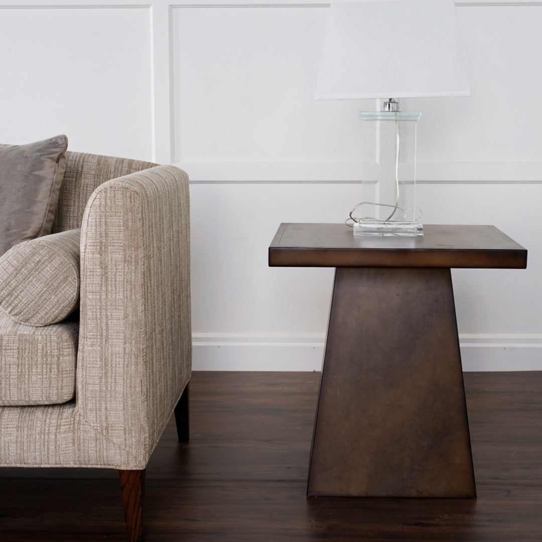 EVERETT END TABLE